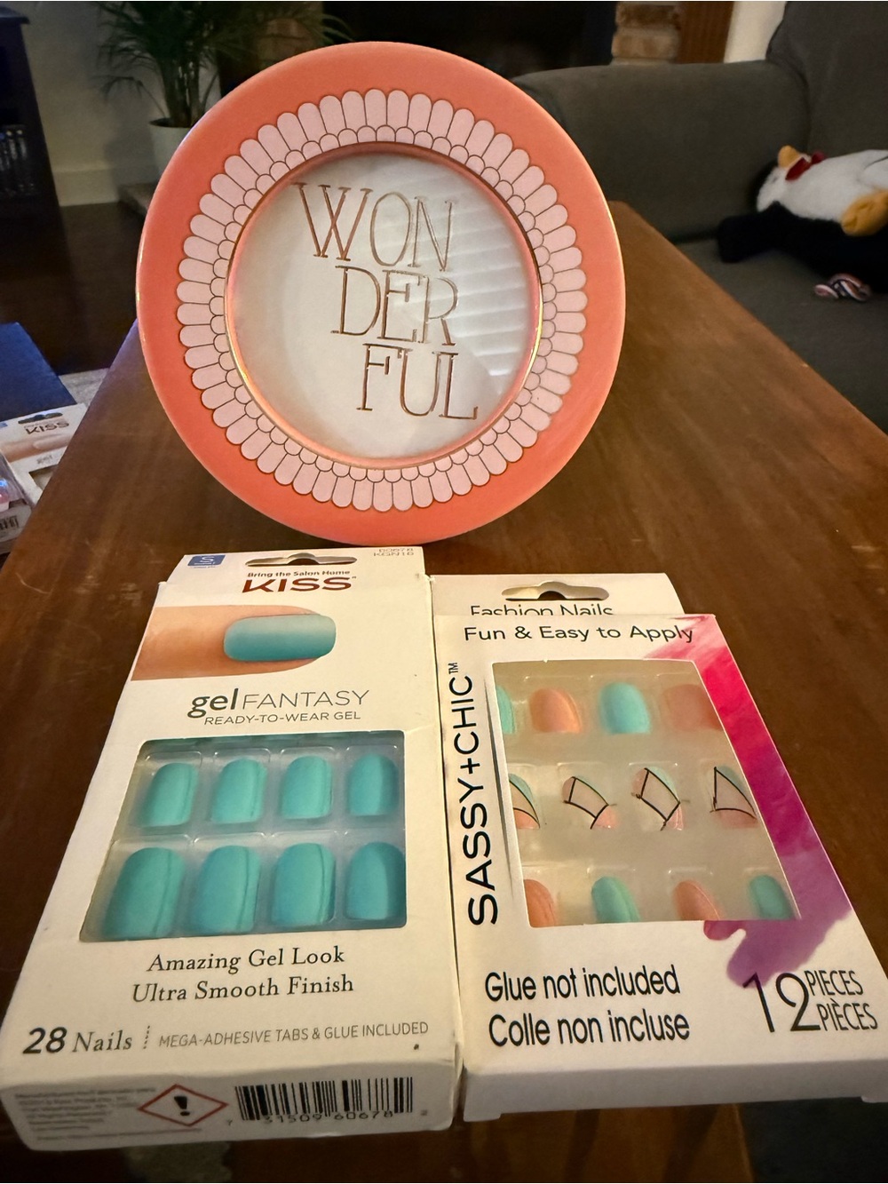 Two Packs of Press-On Nails (Turquoise/Peach)